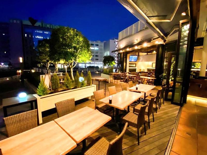 株式会社NIRAI　バグースバー 芝浦アイランドの求人4