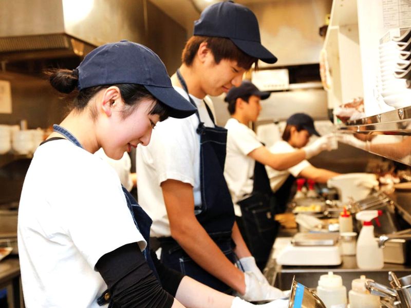 プレミアムカルビ神戸西店【5532】の派遣求人情報