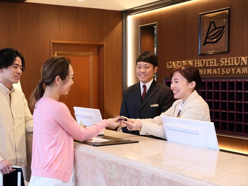 株式会社ミドルウッド