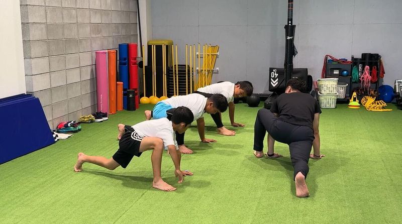 株式会社Athlete Works　Athleteworks　堺店のアルバイト・バイト求人情報-05