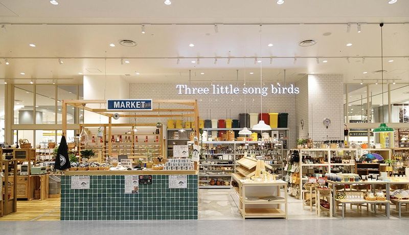 Three little song birds 横浜桜木町店のアルバイト・バイト求人情報-03