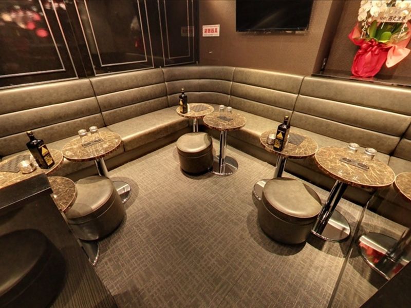 PUB CLUB COLORのアルバイト・バイト求人情報-03