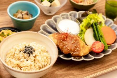kitchen玄三庵堺筋本町店のアルバイト・バイト求人情報-02