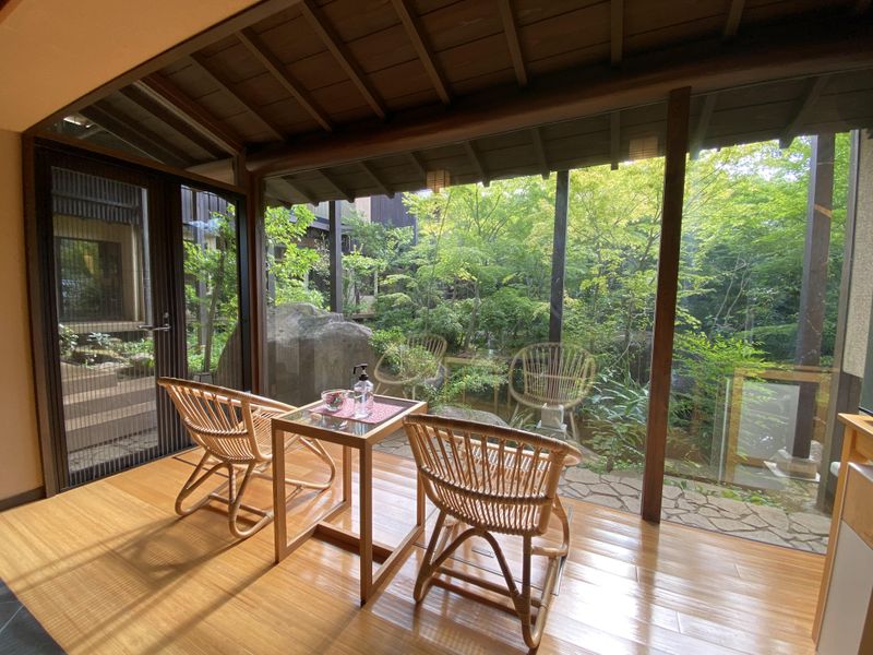 有限会社シンクロス・リゾート