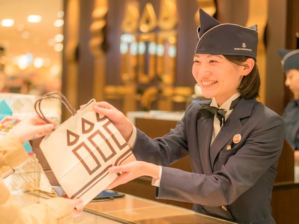 アンリ・シャルパンティエ　近鉄あべのハルカス店のアルバイト・バイト求人情報-02