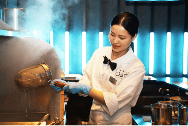 鯛白湯らーめん de 　マルデサンカク新大阪店のアルバイト・バイト求人情報-38