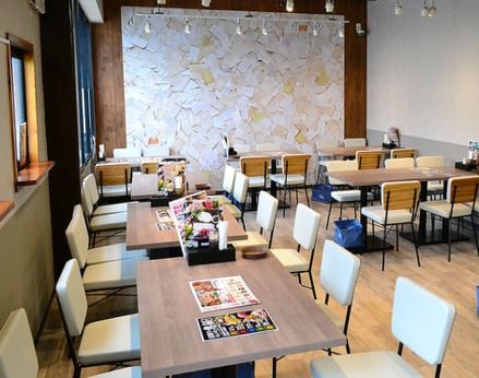 コリアンダイニング李朝園　生野店のアルバイト・バイト求人情報-02