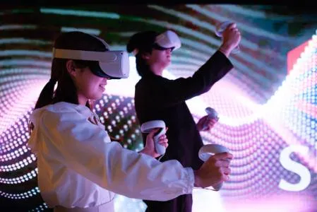 VRコンテンツ制作を体験!多様なキャリアを築く秘訣