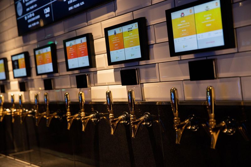 EXBAR TOKYO plus 新宿の求人3