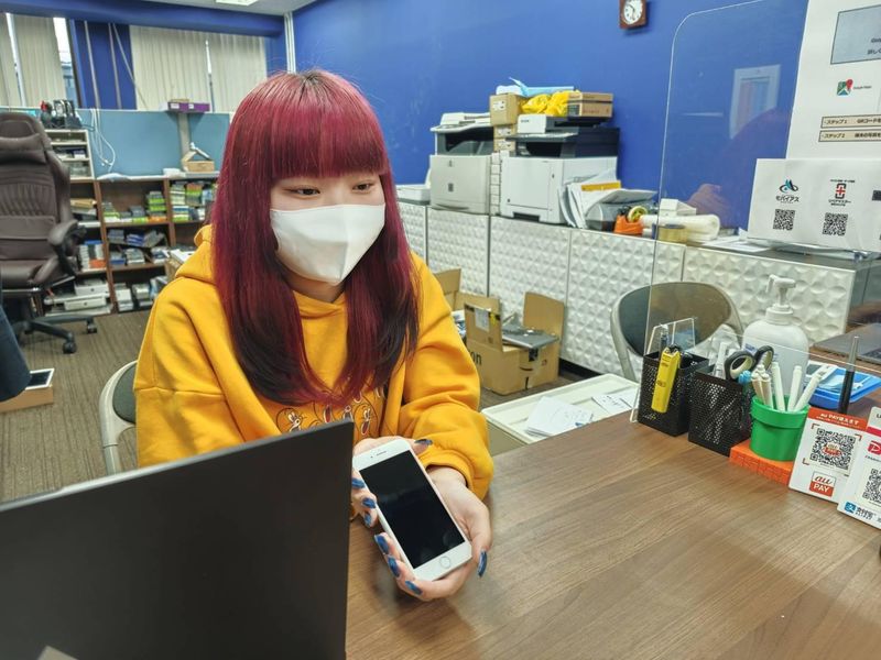 モバイアス　エキニア横浜店のアルバイト・バイト求人情報-04