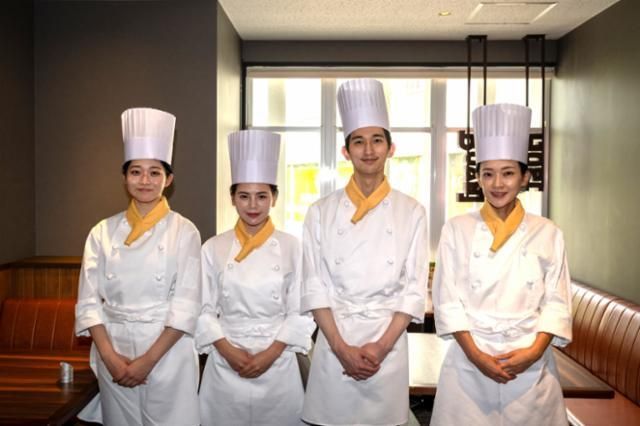 ロイヤルホスト　小田原店のアルバイト・バイト求人情報-03