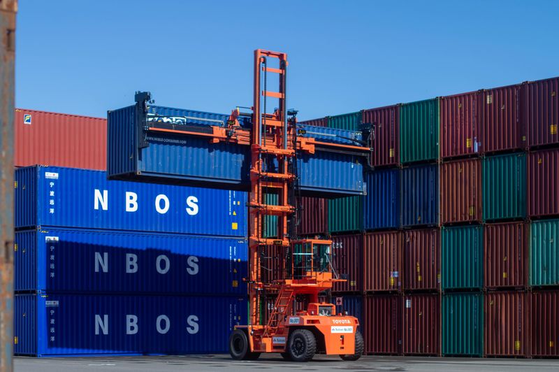 東海埠頭株式会社