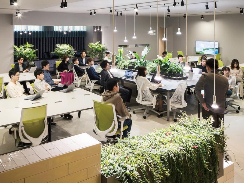 株式会社ロックウェーブ