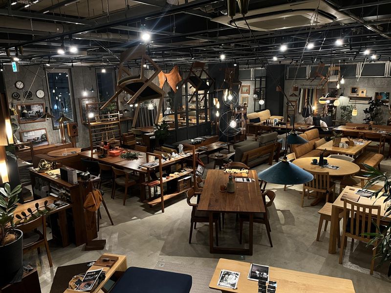有限会社大和屋家具店 SOLID知多店のアルバイト・バイト求人情報-02