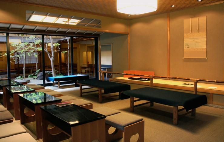 鶴屋吉信　本店2Fのアルバイト・バイト求人情報-04