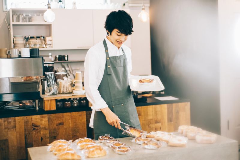 リヨン味彩館/株式会社セザンヌのアルバイト・バイト求人情報-02