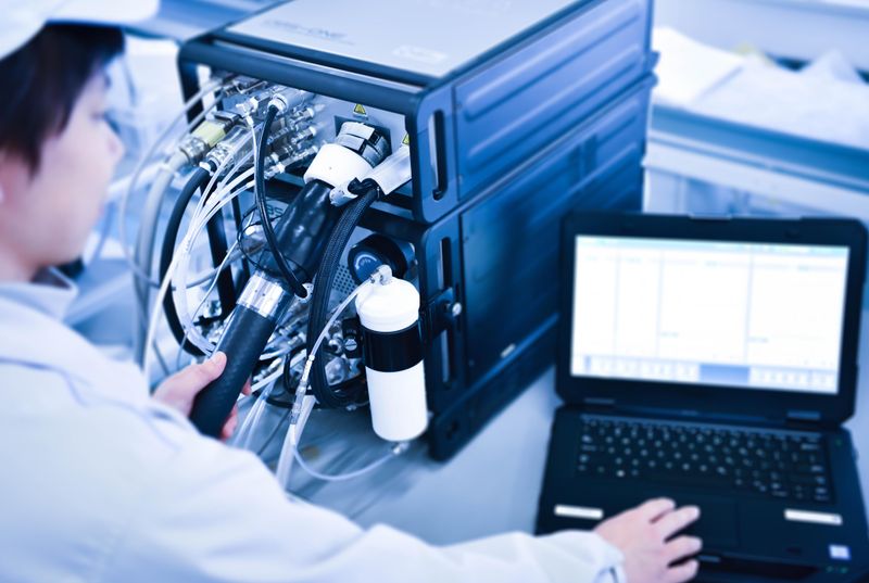 株式会社堀場製作所