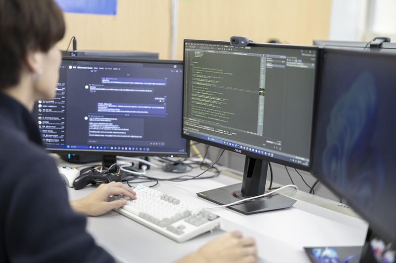 株式会社ユークス