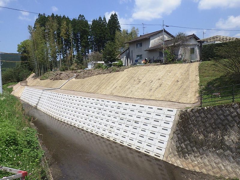 有限会社岡田建設のアルバイト・バイト求人情報-02