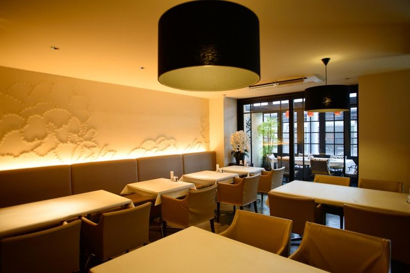 Trattoria Bourbon(トラットリア　バルボン)のアルバイト・バイト求人情報-05