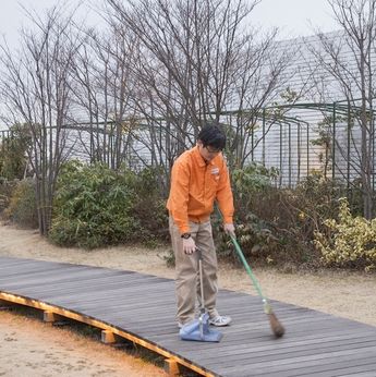 2376_鶴見駅の求人情報