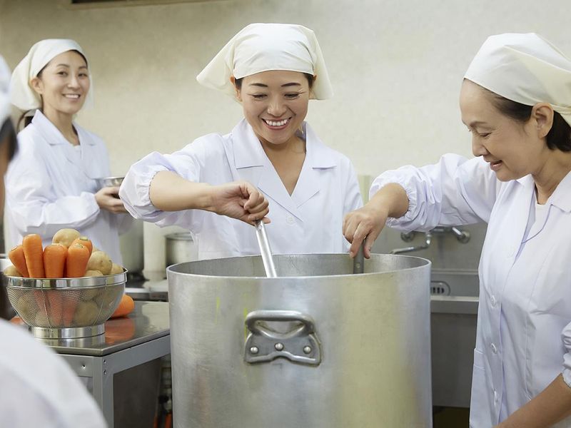 安井食品株式会社/勤務地:千住食堂のアルバイト・バイト求人情報-03