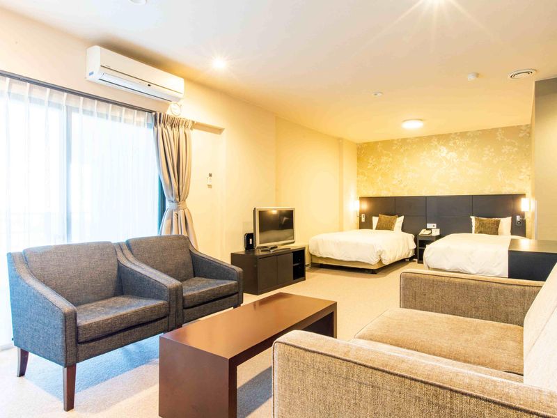 グリーン・サービス株式会社　ウィスタリアンライフクラブヴェルデの森のアルバイト・バイト求人情報-03