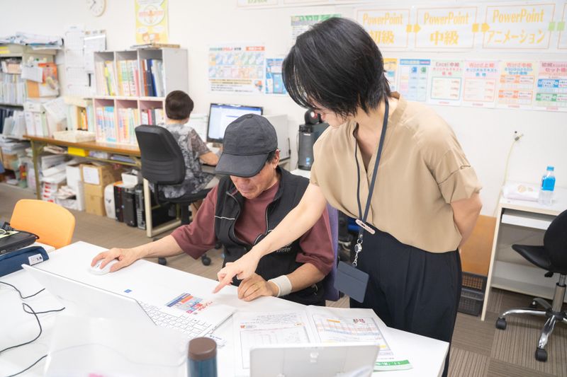 パソコン教室かるん アル・プラザ彦根教室のアルバイト・バイト求人情報-05