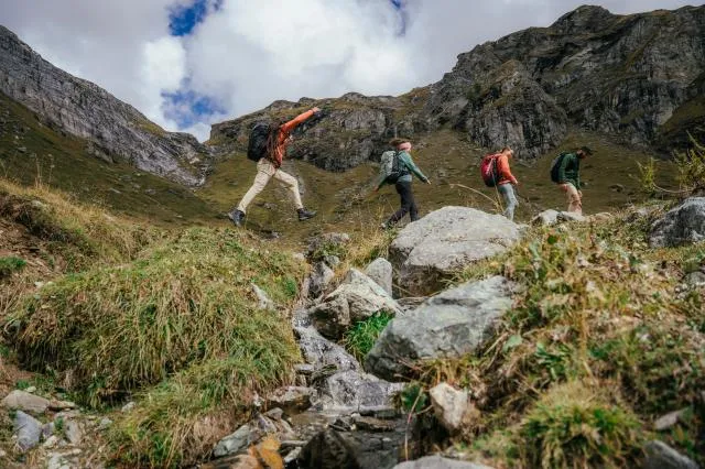 ＭＡＭＭＵＴ ＳＰＯＲＴＳ ＧＲＯＵＰ ＪＡＰＡＮ㈱-0006の求人・転職情報