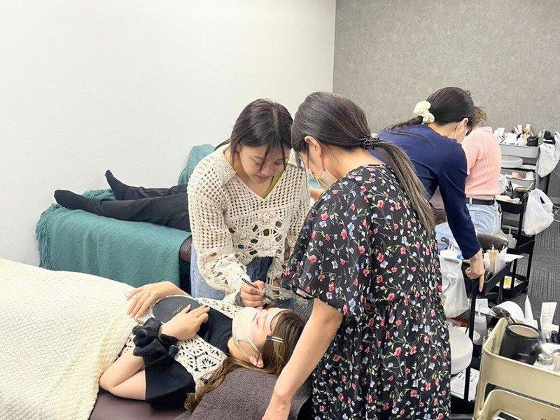 株式会社Lime_most eyes武蔵小杉店のアルバイト・バイト求人情報-03