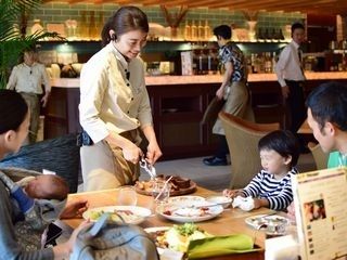 ハワイアンダイニング&カフェ　ラ・オハナ　ダイバーシティ東京店のアルバイト・バイト求人情報-02