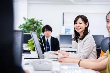 VOOM株式会社/札幌コールセンターの求人情報