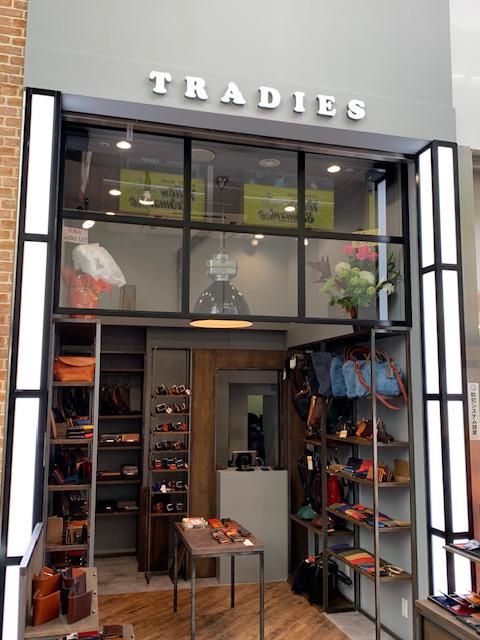 TRADIES 三宮店のアルバイト・バイト求人情報-01