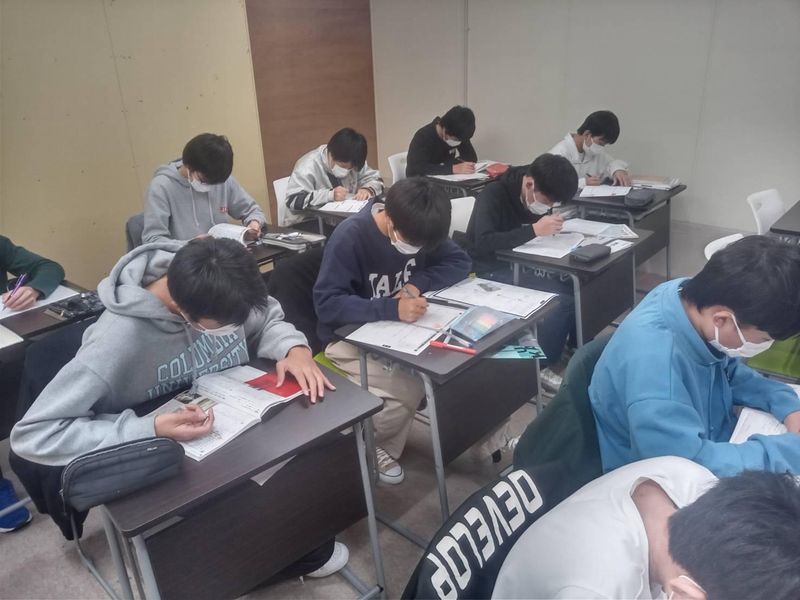 学習塾Tenet甲南校のアルバイト・バイト求人情報-02
