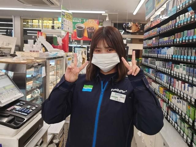 ファミリーマート札幌南2条東4丁目店のアルバイト・バイト求人情報-05
