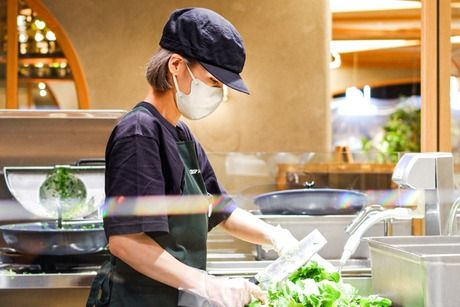 クリスプサラダワークス　丸の内センタービル店のアルバイト・バイト求人情報-11