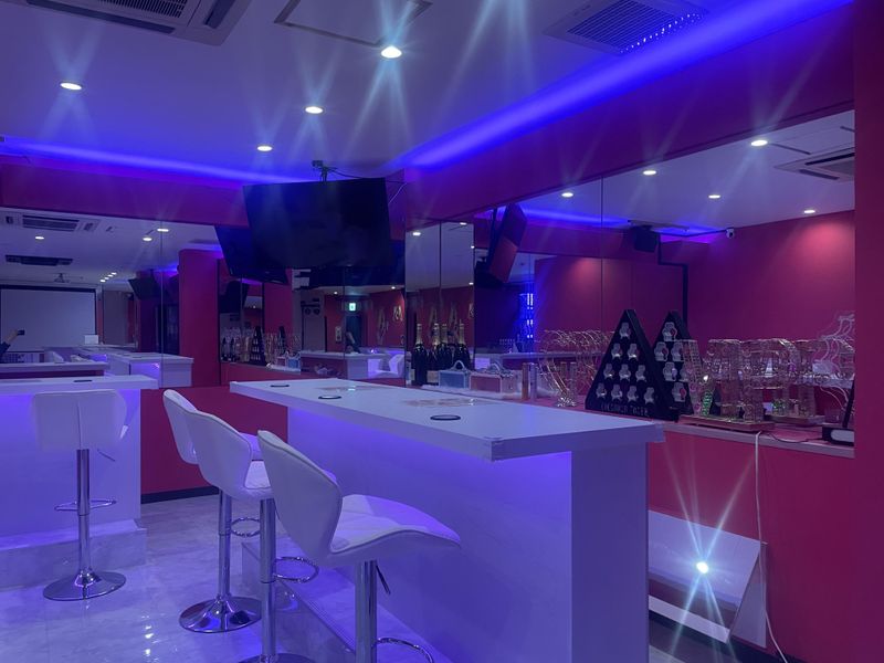 BAR CLUB LUMIEREのアルバイト・バイト求人情報-05