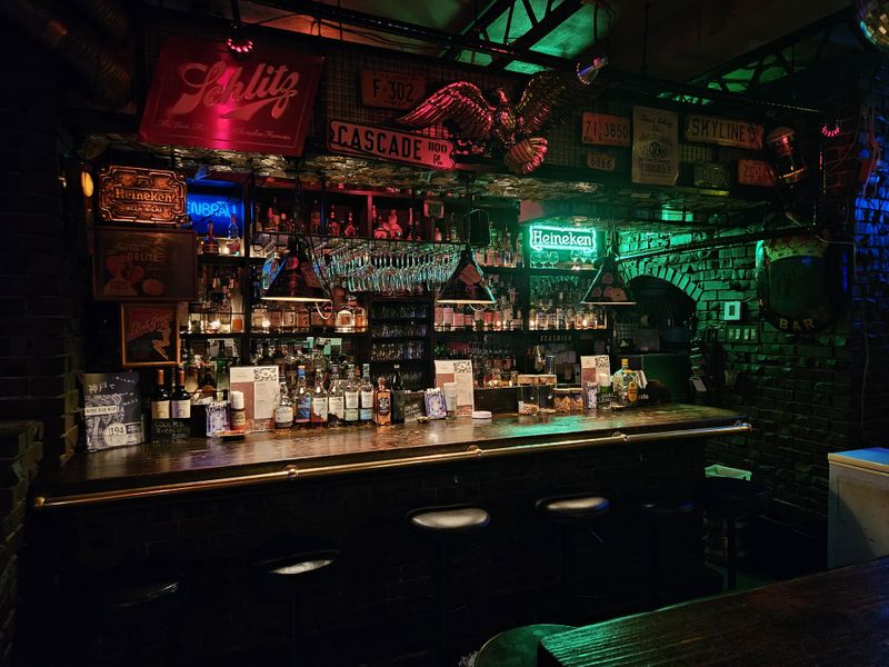 BAR COOLのアルバイト・バイト求人情報-02