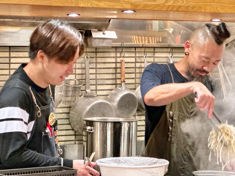 ラーメンジャンクス　中央店のアルバイト・バイト求人情報-02