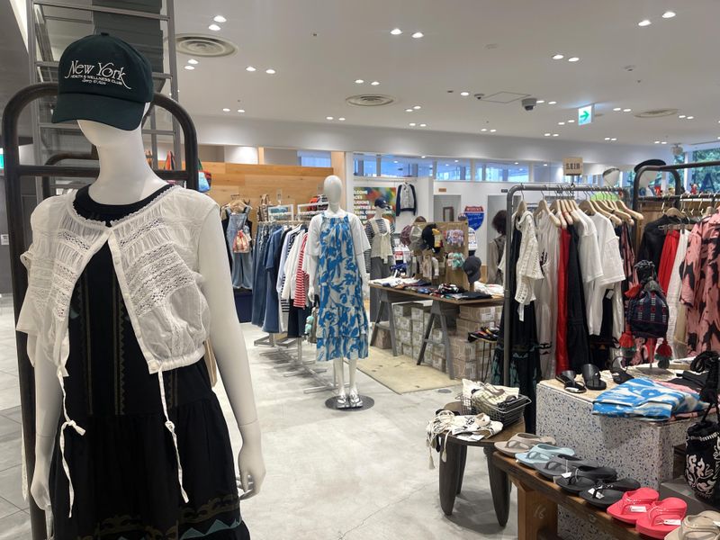 AMERICAN RAG CIE 新宿フラッグス店のアルバイト・バイト求人情報-03