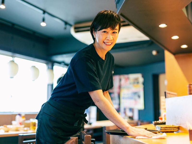 博多金龍　第一空港通り店(ヒル・トップフードシステム株式会社)のアルバイト・バイト求人情報-02