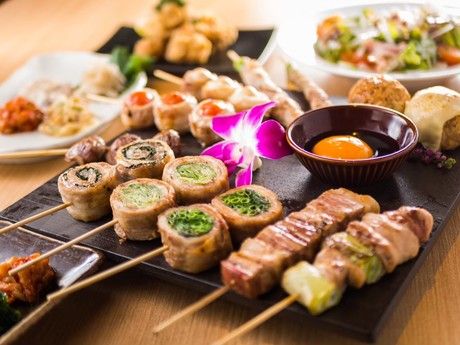 野菜巻き串と餃子まきんしゃい　野菜巻き串と餃子 まきんしゃい小倉店のアルバイト・バイト求人情報-04