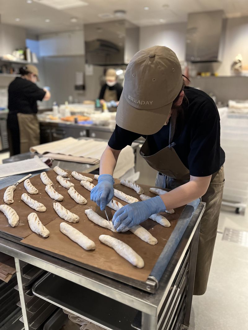 BREADAYのアルバイト・バイト求人情報-03