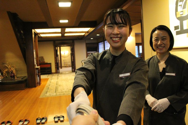 株式会社山水閣
