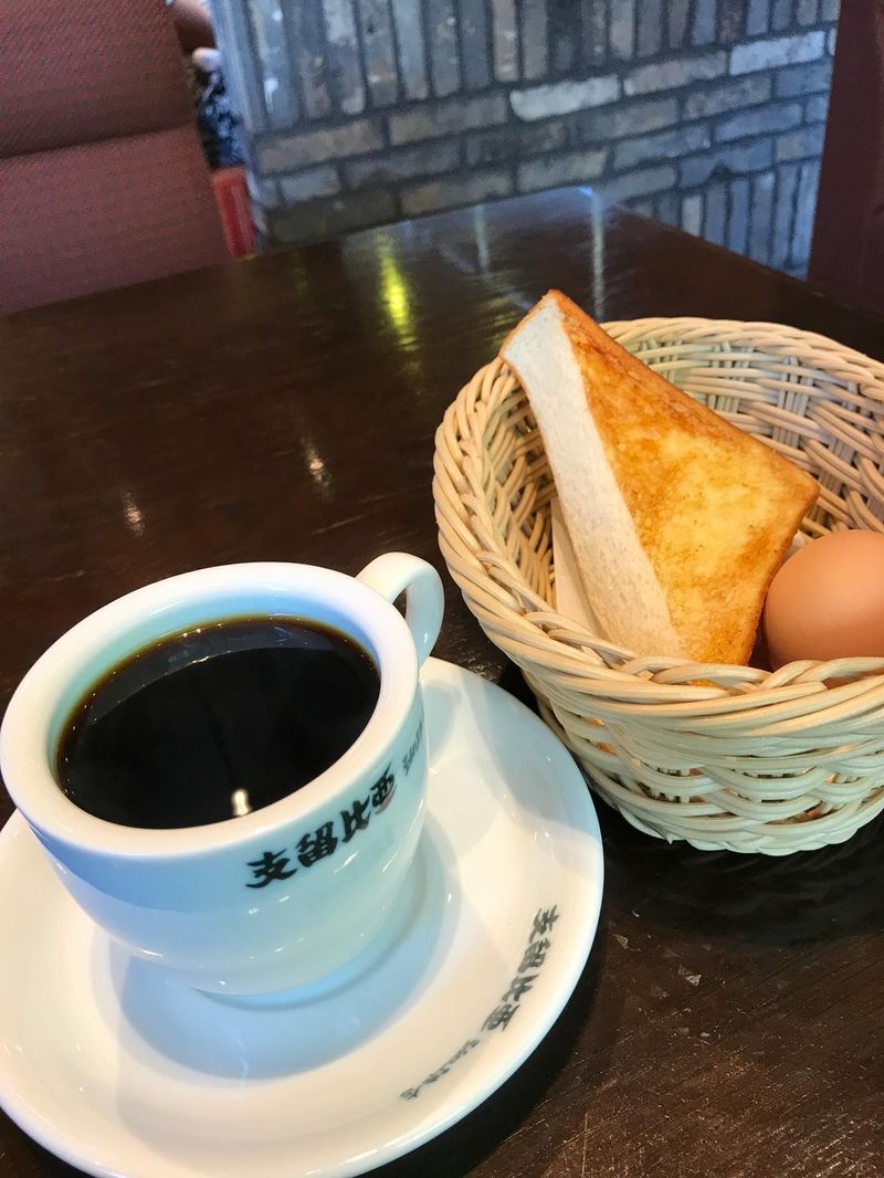 支留比亜珈琲　篭山店のアルバイト・バイト求人情報-01