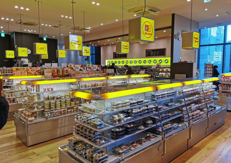 ファミマ!!　品川シーズンテラス店のアルバイト・バイト求人情報-03