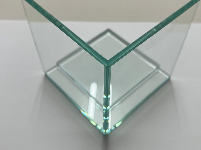 株式会社西尾硝子鏡工業所の求人・転職情報