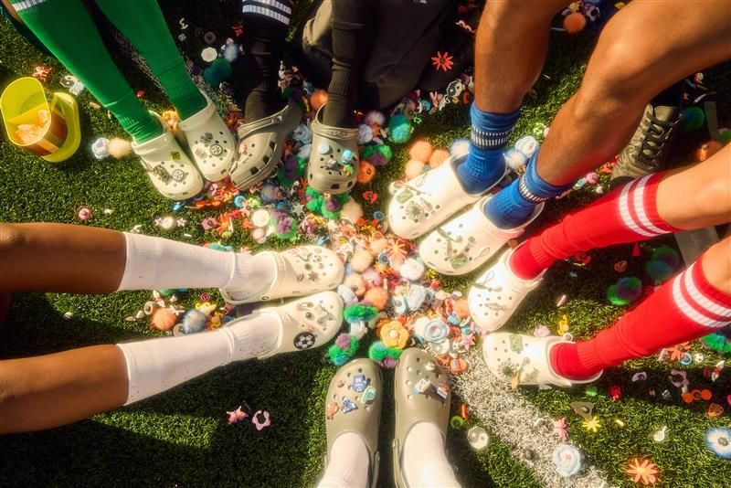 crocs　ららぽーと名古屋アクルスのアルバイト・バイト求人情報-02
