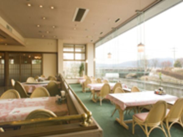 株式会社サンティア　RAKO華乃井ホテルのアルバイト・バイト求人情報-02