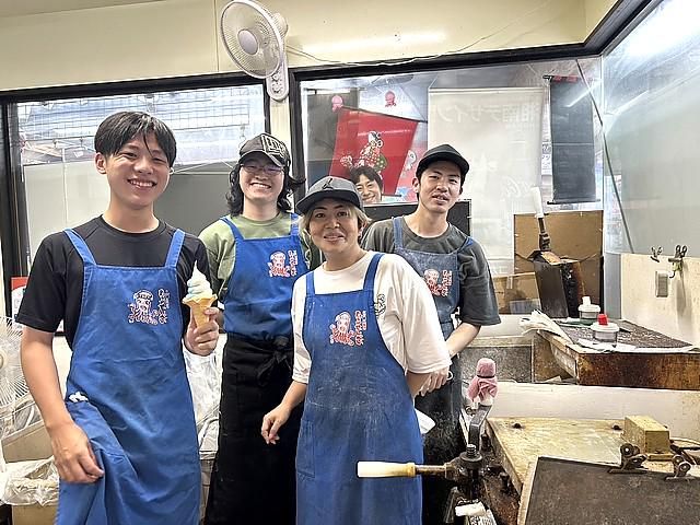 丸焼きたこせんべいの｢あさひ本店｣